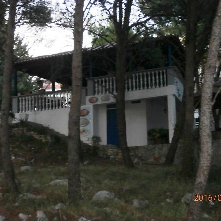 Apartments Meni Drage Exterior photo