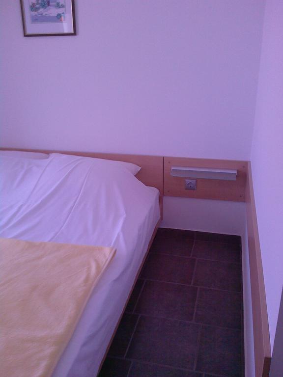 Apartments Meni Drage Room photo