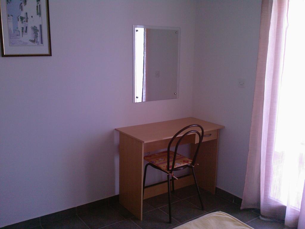 Apartments Meni Drage Room photo